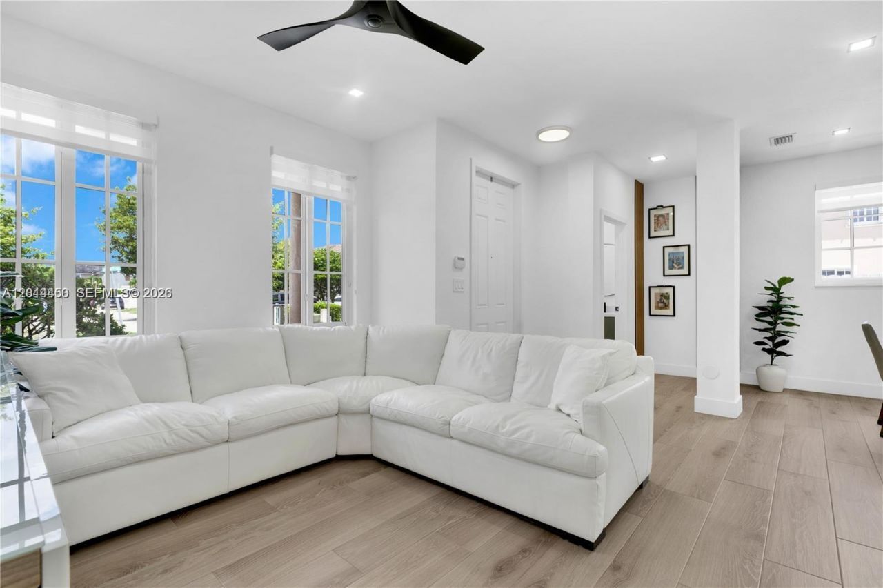 27345 SW 142nd Ave , Unit 27345, Homestead, FL 33032 Photo