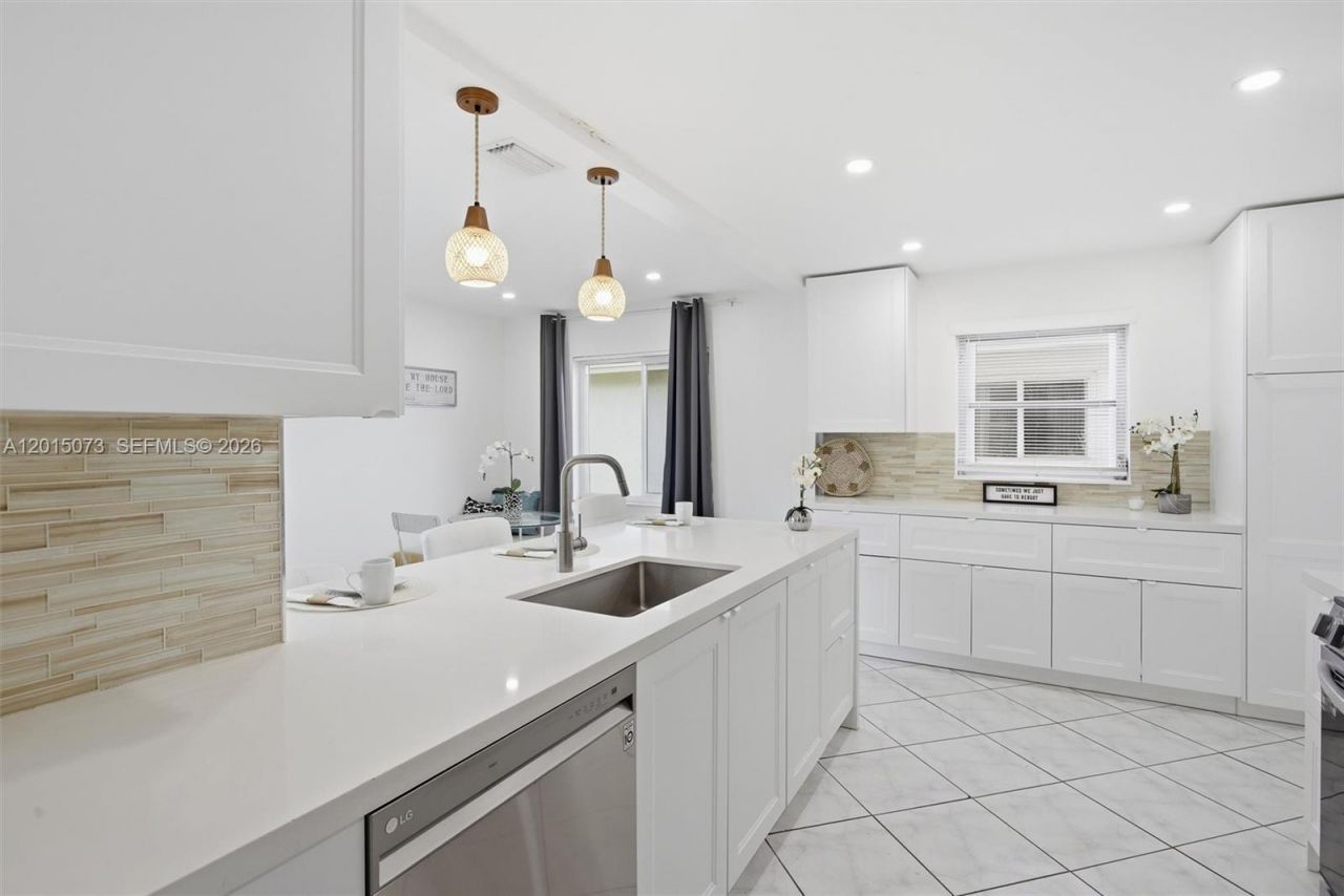 9011 NW 15th Pl , Plantation, FL 33322 Photo