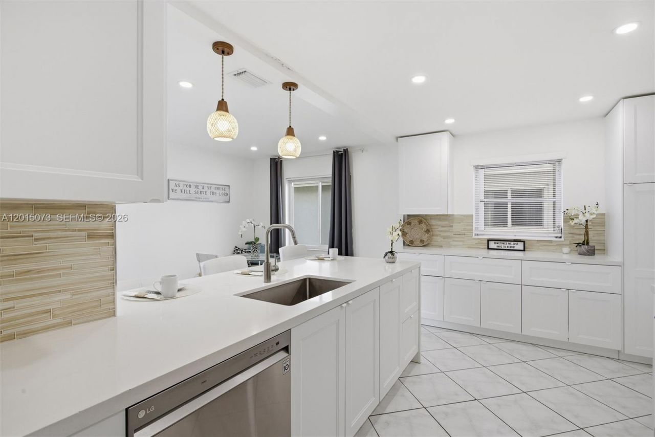9011 NW 15th Pl , Plantation, FL 33322 Photo