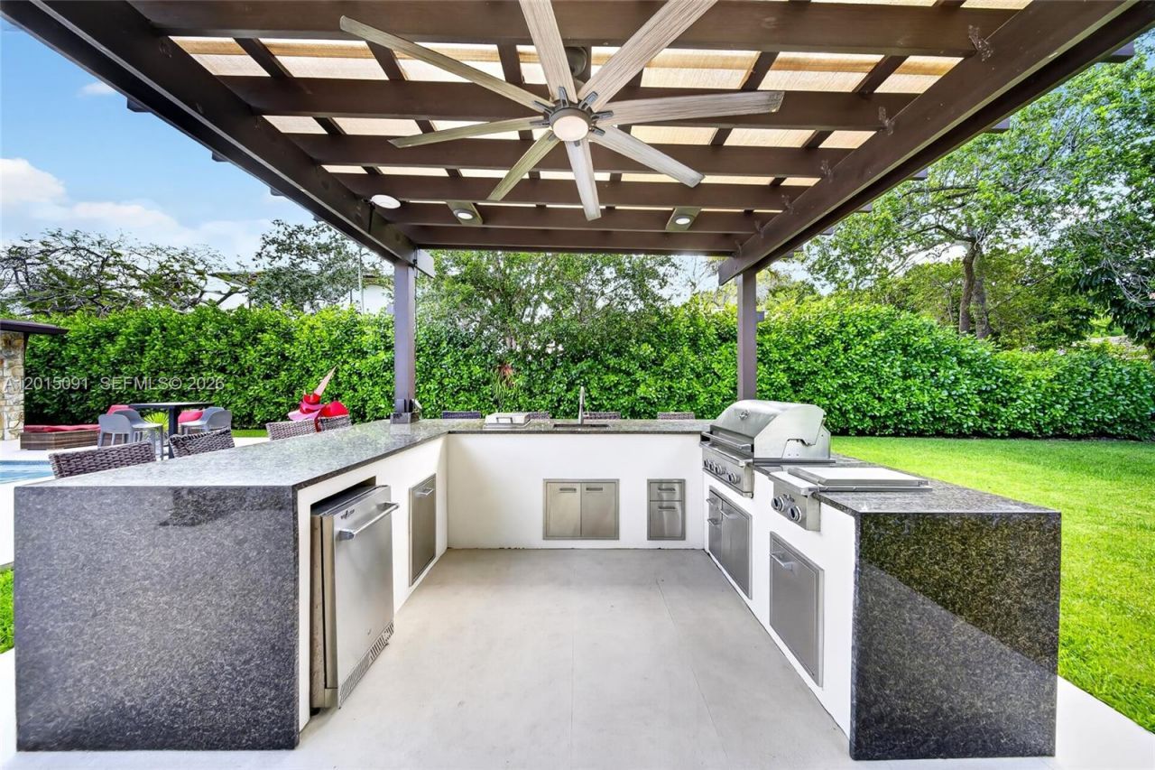 6650 SW 112th St , Pinecrest, FL 33156 Photo