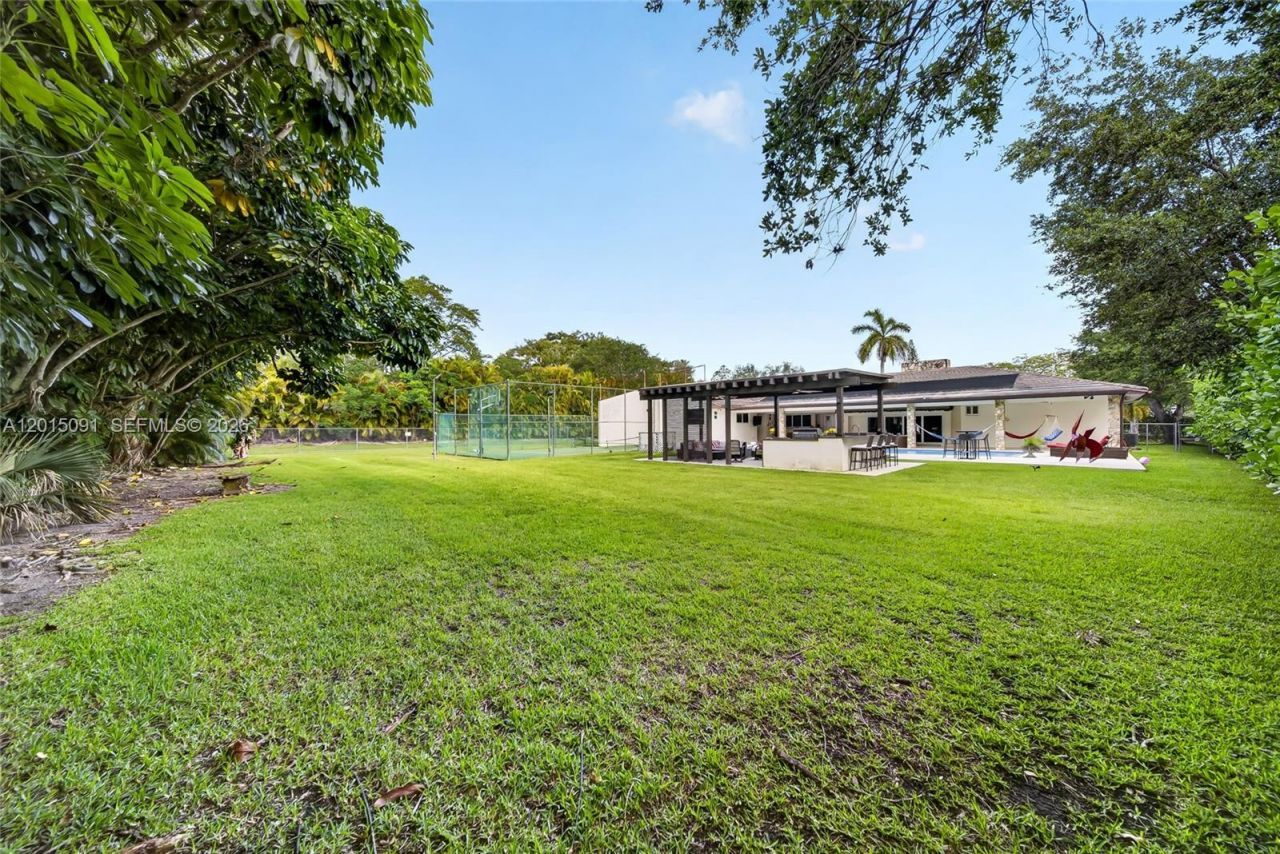 6650 SW 112th St , Pinecrest, FL 33156 Photo