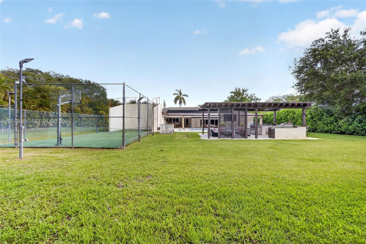 6650 SW 112th St , Pinecrest, FL 33156 Photo
