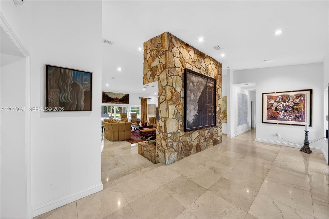 6650 SW 112th St , Pinecrest, FL 33156 Photo