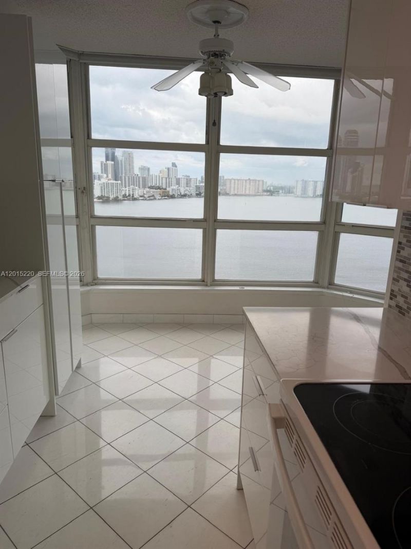 19101 NE 36th Ct , Unit 1801, Aventura, FL 33180 Photo
