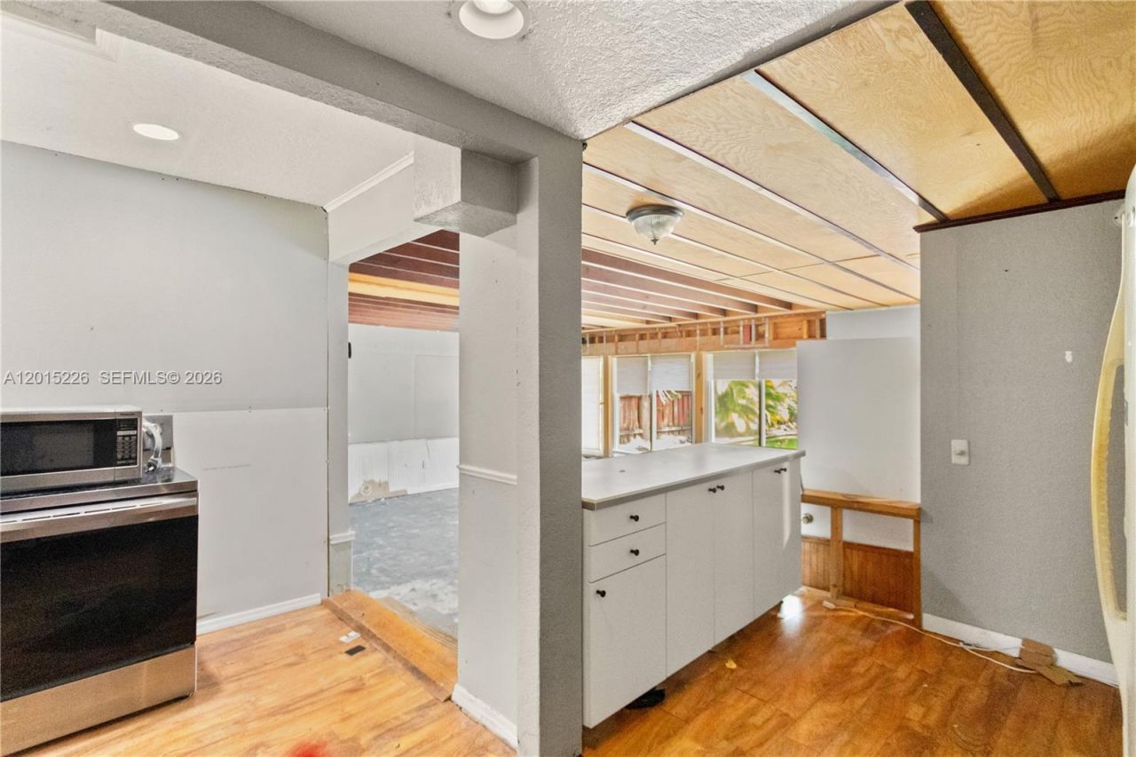1730 SW 21st St, Fort Lauderdale, FL 33315 Photo