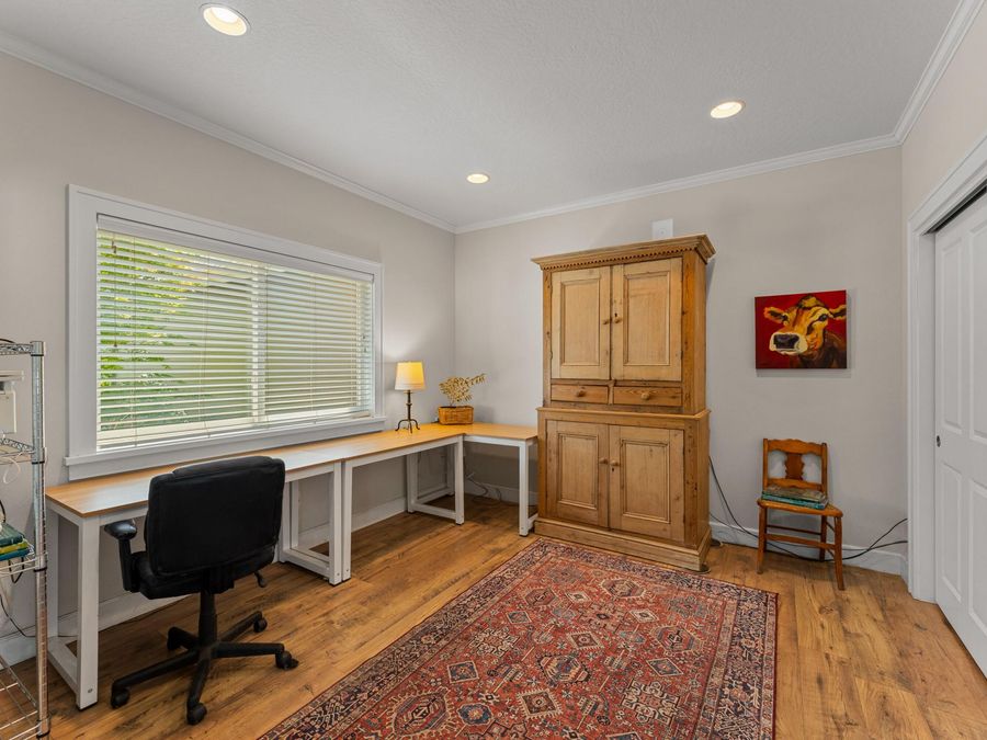 Property Image 64