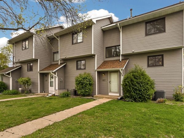 40 Elton Ridge Court NW, Rochester, MN 55901