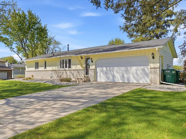 3865 Palisade Point, Eagan, MN 55122
