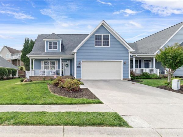 831 Sumpter PL , Roanoke, VA 24019