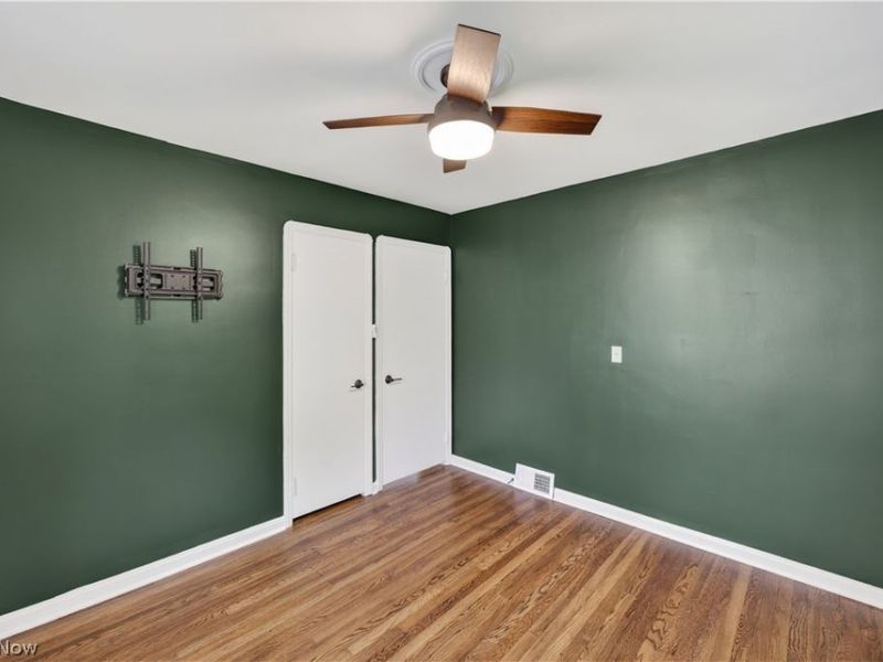 4186 Lambert Road, South Euclid, OH 44121 Photo 16