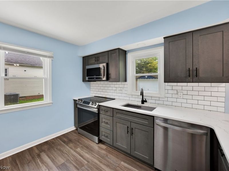 4186 Lambert Road, South Euclid, OH 44121 Photo 8