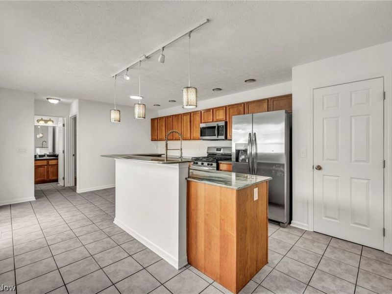 9747 Gates Avenue, Cleveland, OH 44105 Photo 15