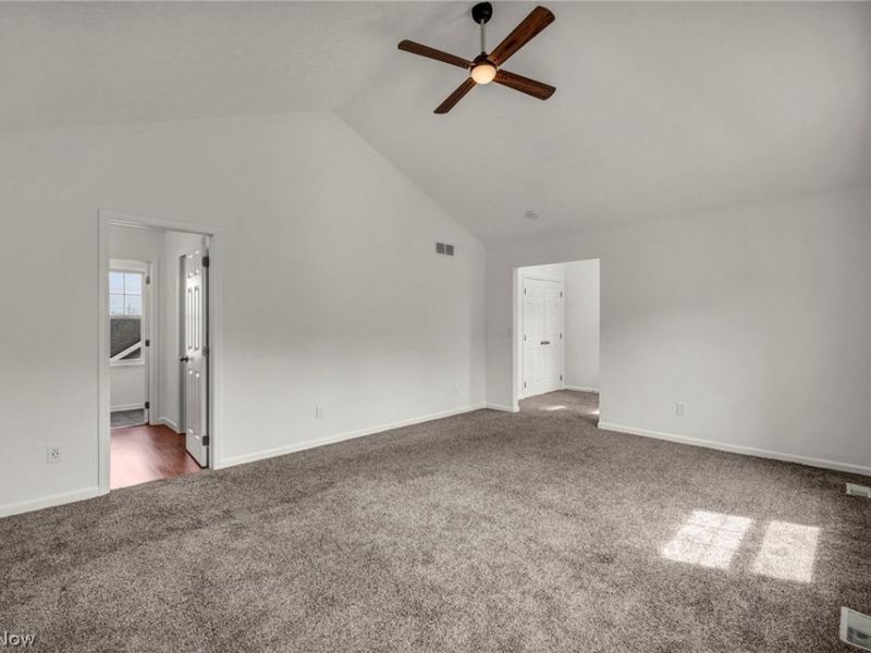 9747 Gates Avenue, Cleveland, OH 44105 Photo 24