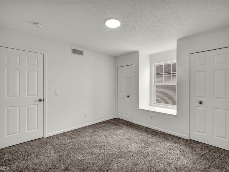 9747 Gates Avenue, Cleveland, OH 44105 Photo 32