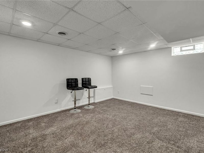 9747 Gates Avenue, Cleveland, OH 44105 Photo 35
