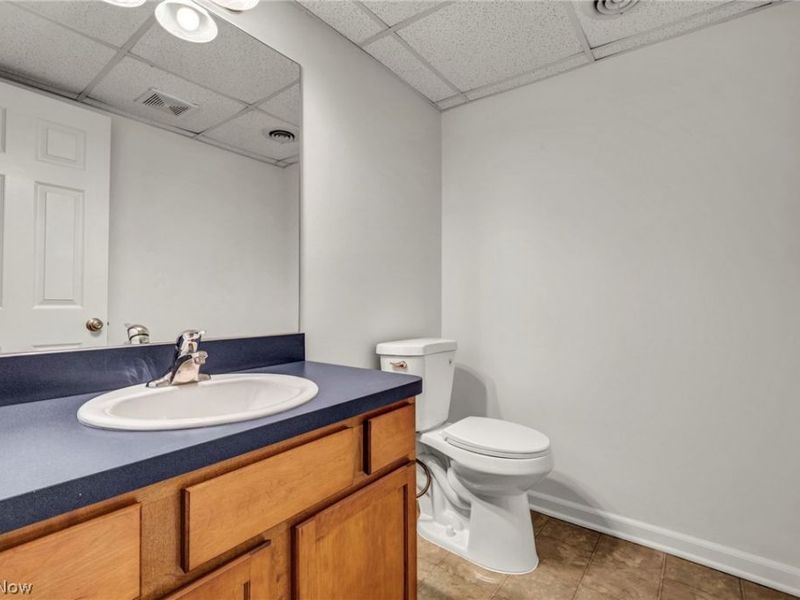 9747 Gates Avenue, Cleveland, OH 44105 Photo 36