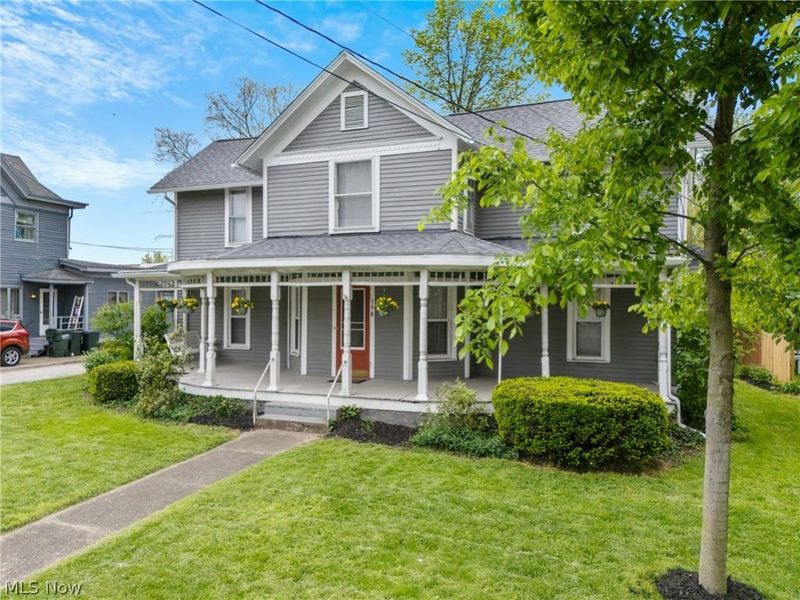 198 E Main Street, Apple Creek, OH 44606 Photo 2