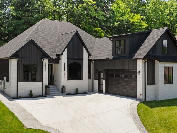 176 Saligugi Way, Loudon, TN 37774