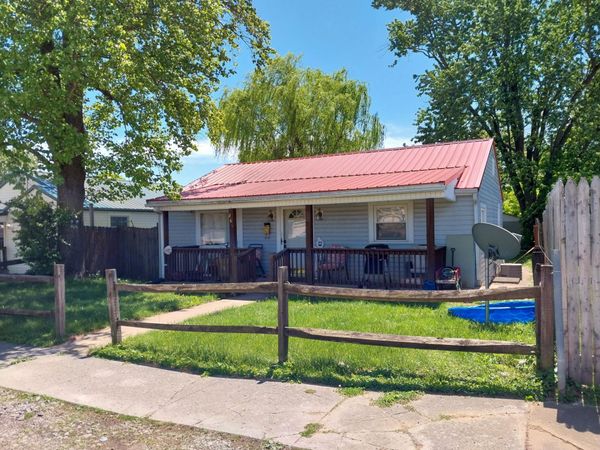 866 North Street , Greenfield, OH 45123