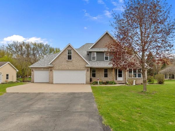 W6173 LONG COURT, Appleton, WI 54914