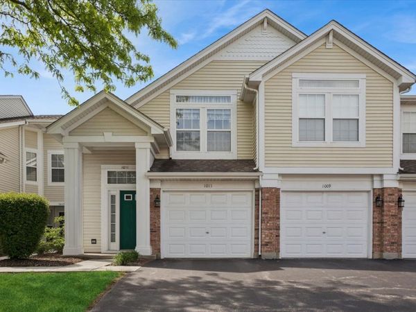 1009 Huntington Drive, Elk Grove Village, IL 60007