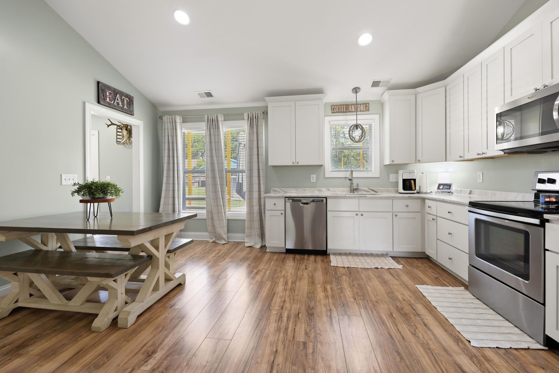 1207 Dennis Boulevard Photo 10
