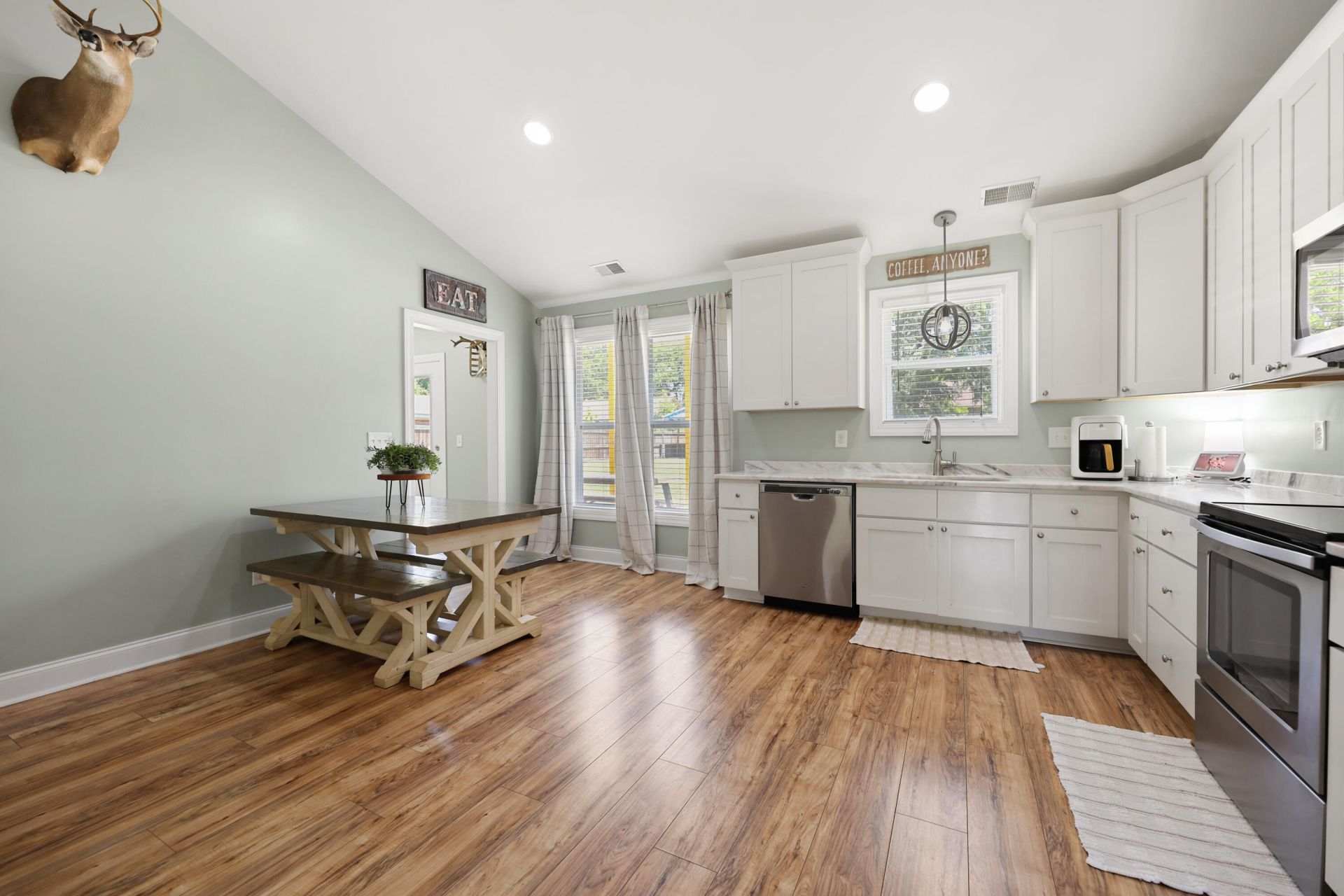 1207 Dennis Boulevard Photo 15