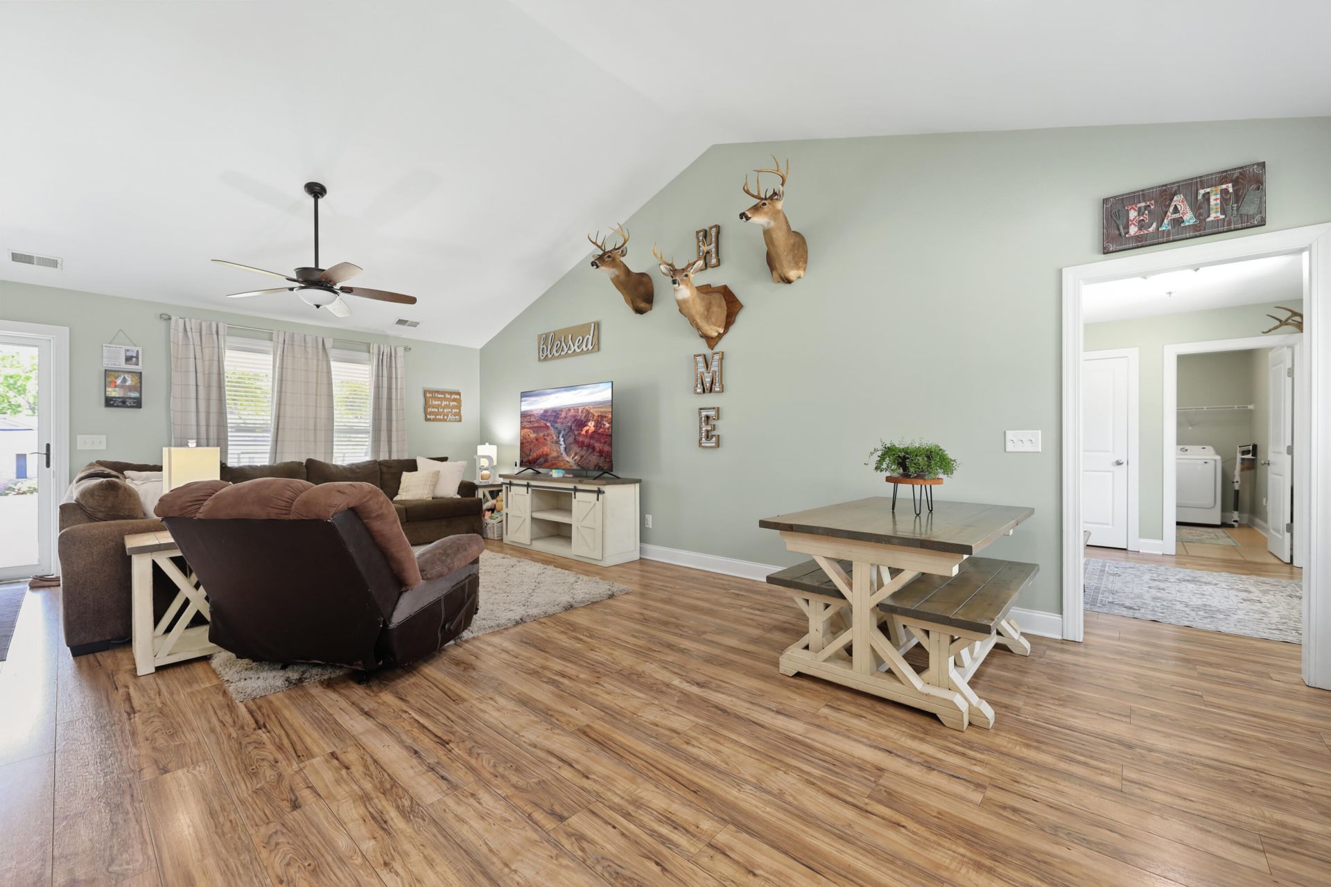 1207 Dennis Boulevard Photo 16