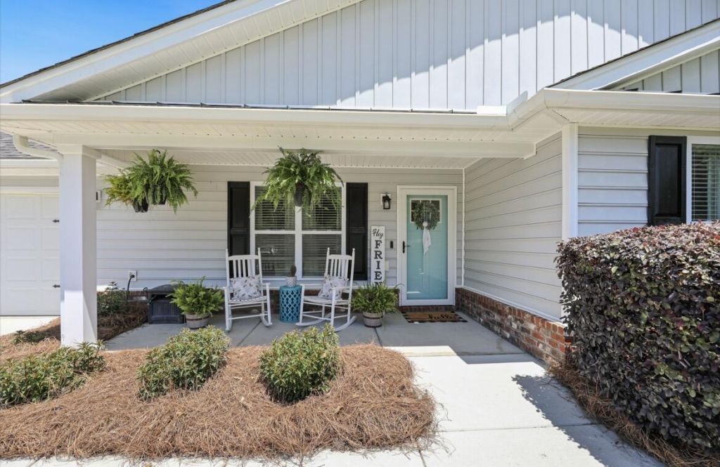 1207 Dennis Boulevard Photo 3