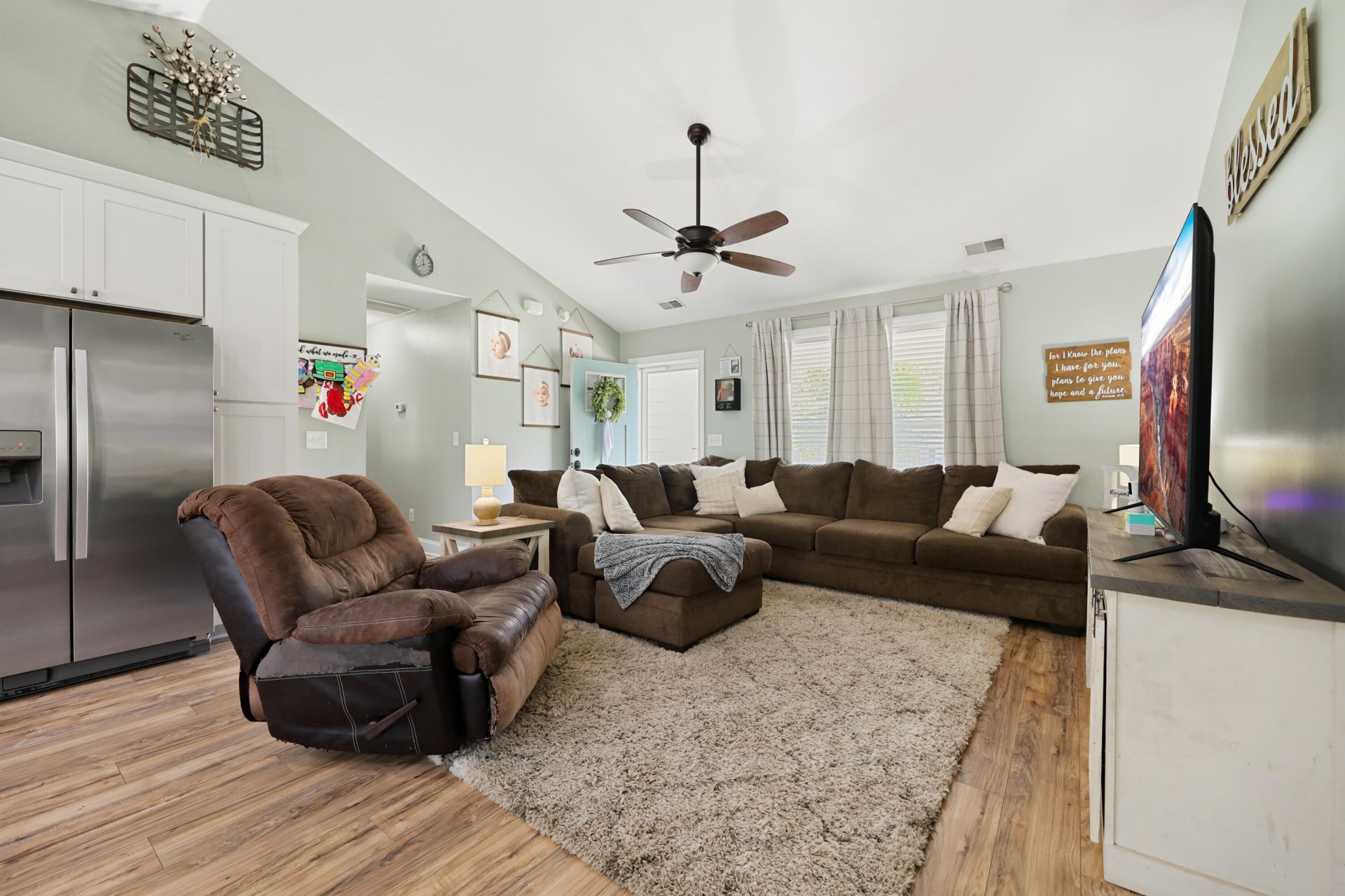 1207 Dennis Boulevard Photo 7