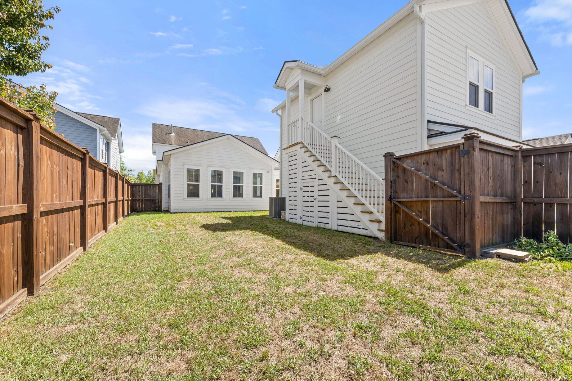 105 Fig Ivy Lane Photo 31