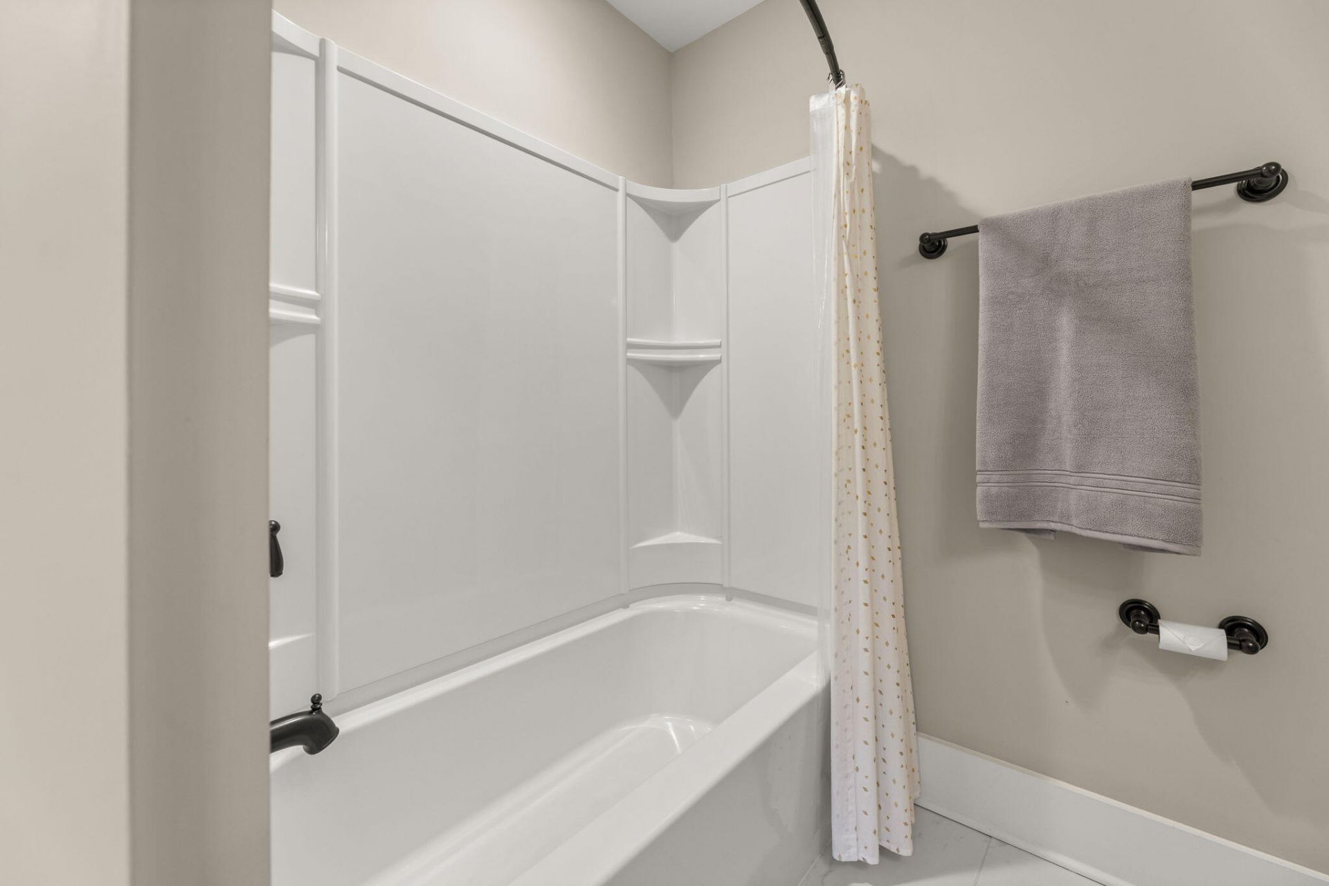 105 Fig Ivy Lane Photo 38