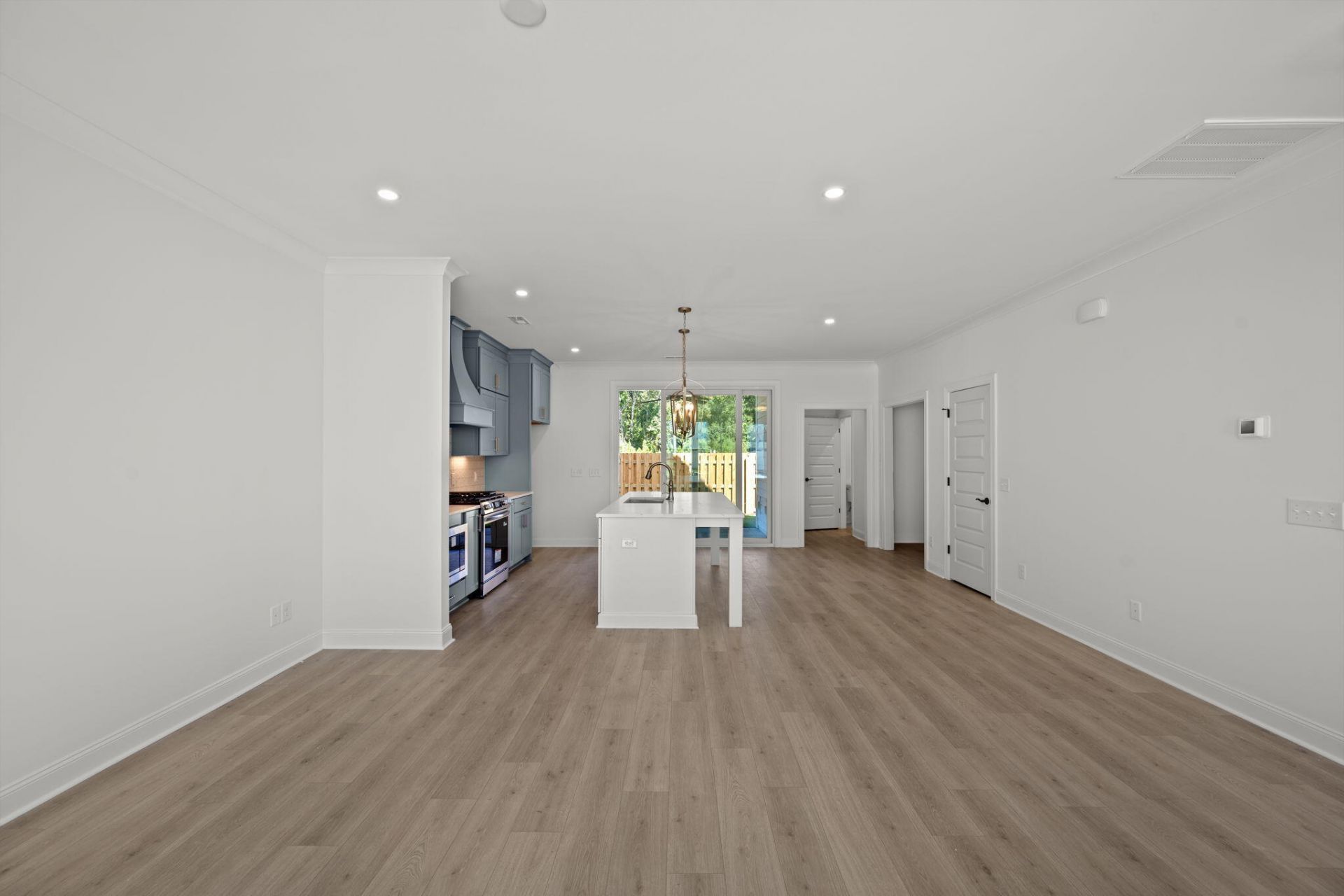 309 Livewell Court Photo 12