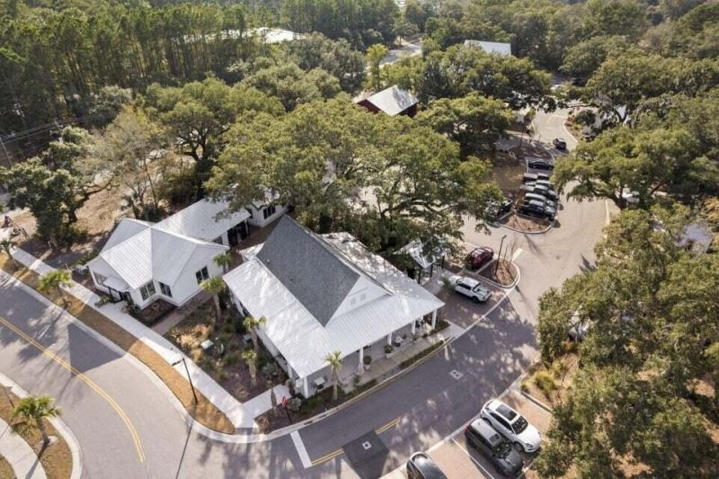 305 Livewell Court Photo 18