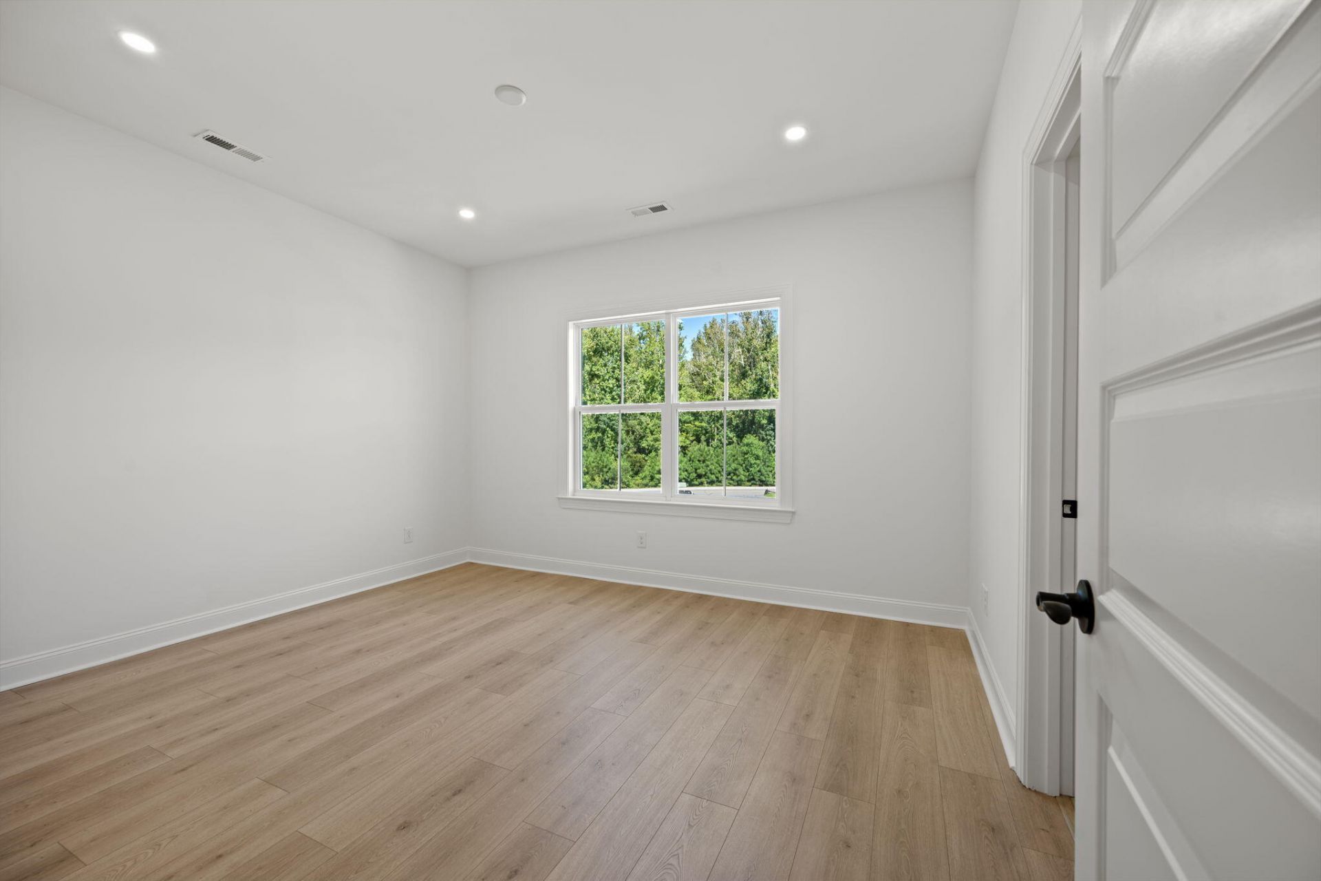 309 Livewell Court Photo 30