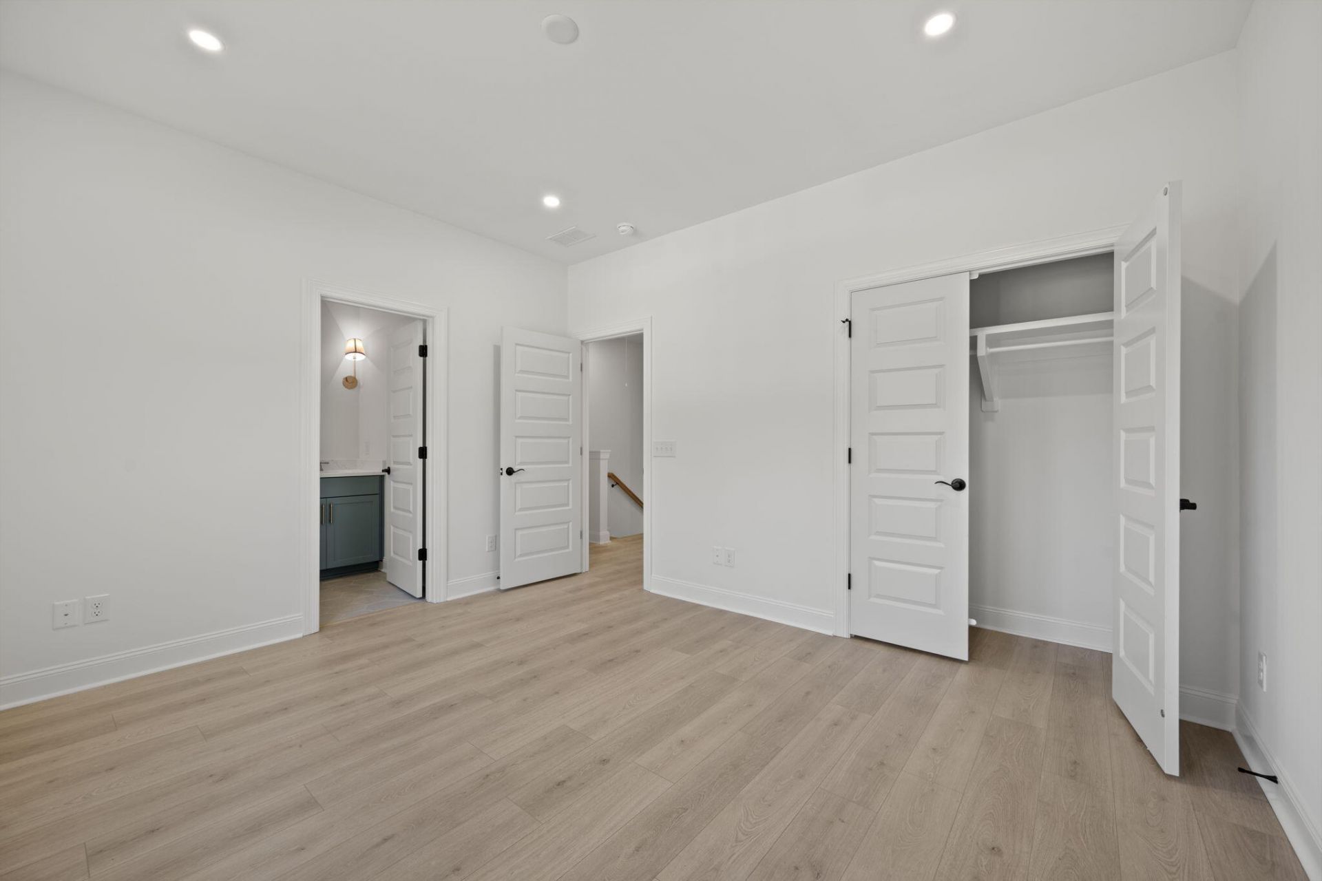 309 Livewell Court Photo 31
