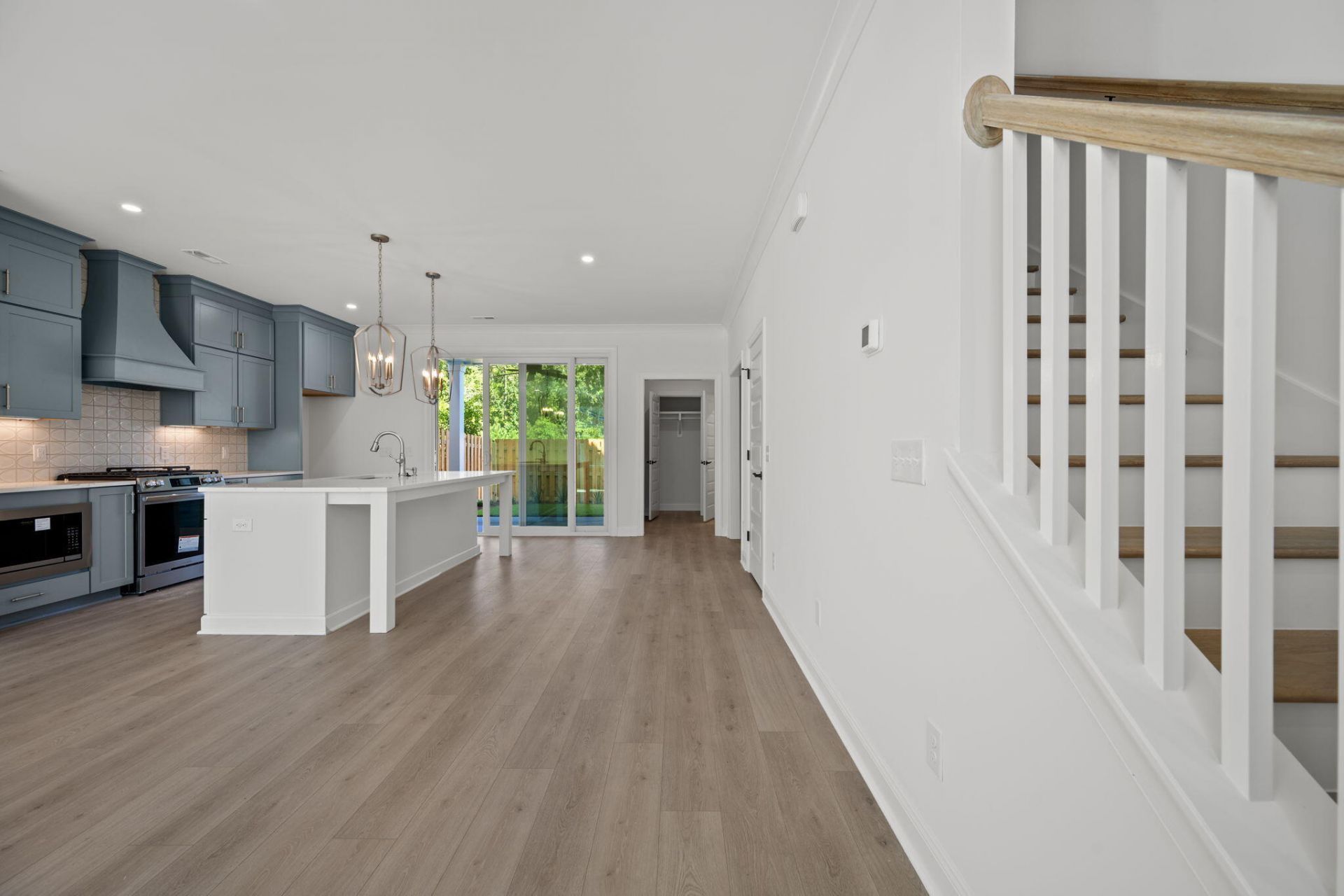 309 Livewell Court Photo 8