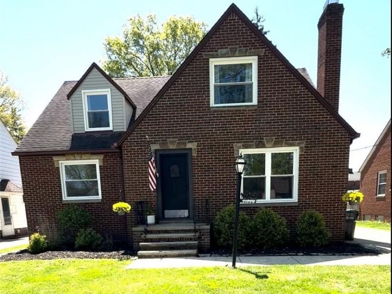 21779 Eaton Road, Fairview Park, OH 44126 Photo 1