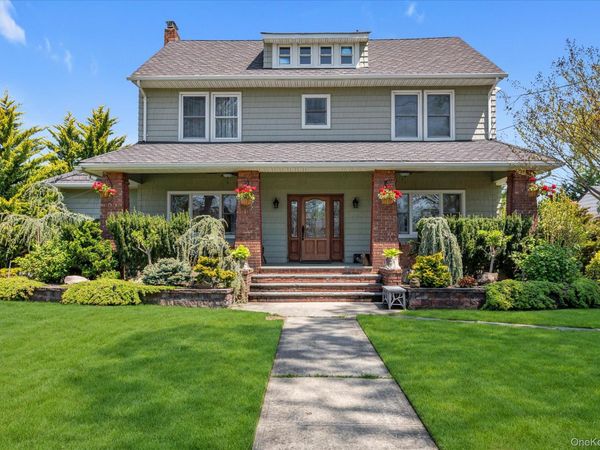 725 Scranton Avenue , East Rockaway, NY 11518