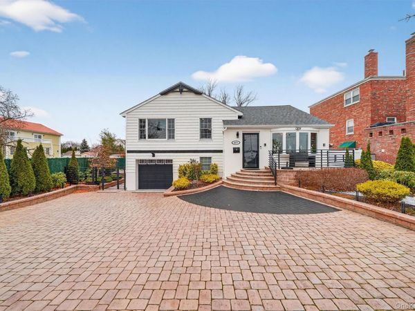 3377 Agar Place , Bronx, NY 10465