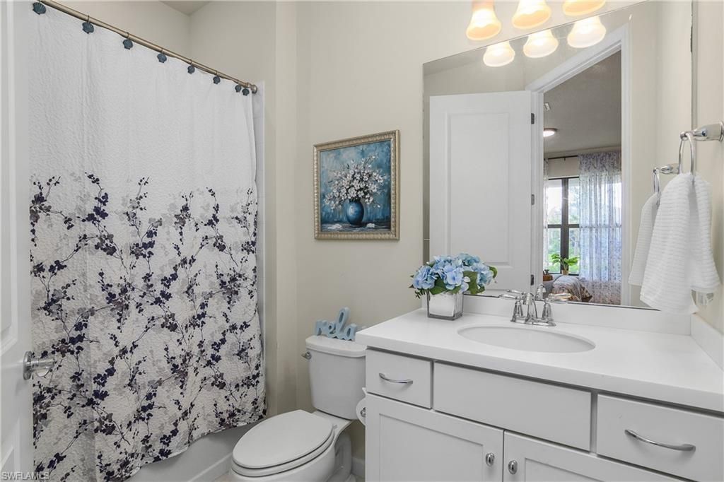 17628 Kinzie Ln, Estero, FL 33928 Photo