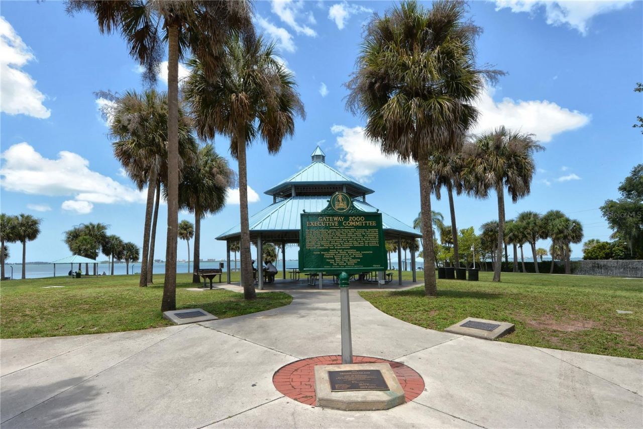 1709 N Tamiami Trail, Unit 221, Sarasota, FL 34234 Photo