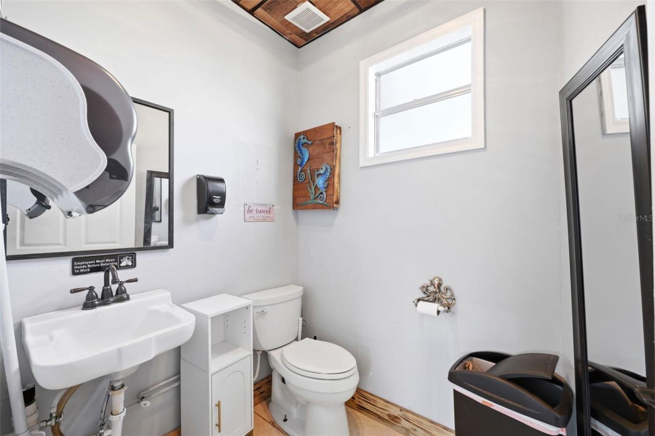 531 Athens Street, Tarpon Springs, FL 34689 Photo