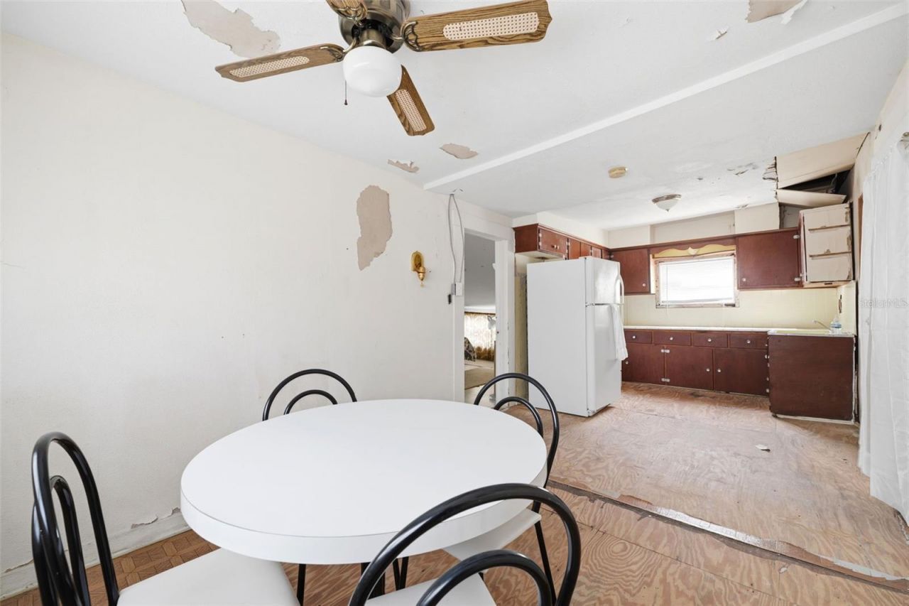 531 Athens Street, Tarpon Springs, FL 34689 Photo