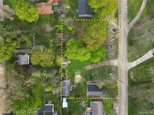 1850-1852 Ward Road , Bloomfield Twp, MI 48302