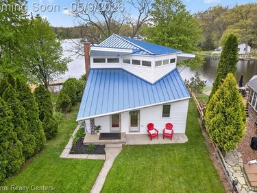 11505 Sunset Boulevard, Putnam Twp, MI 48169