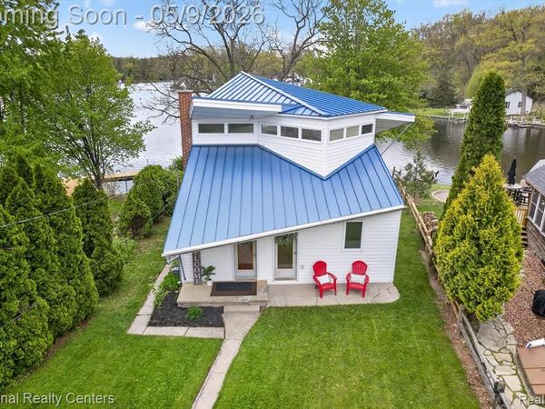 11505 Sunset Boulevard, Putnam Twp, MI 48169