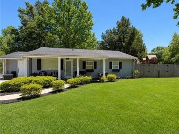 301 Evergreen Hill, Mobile, AL 36609