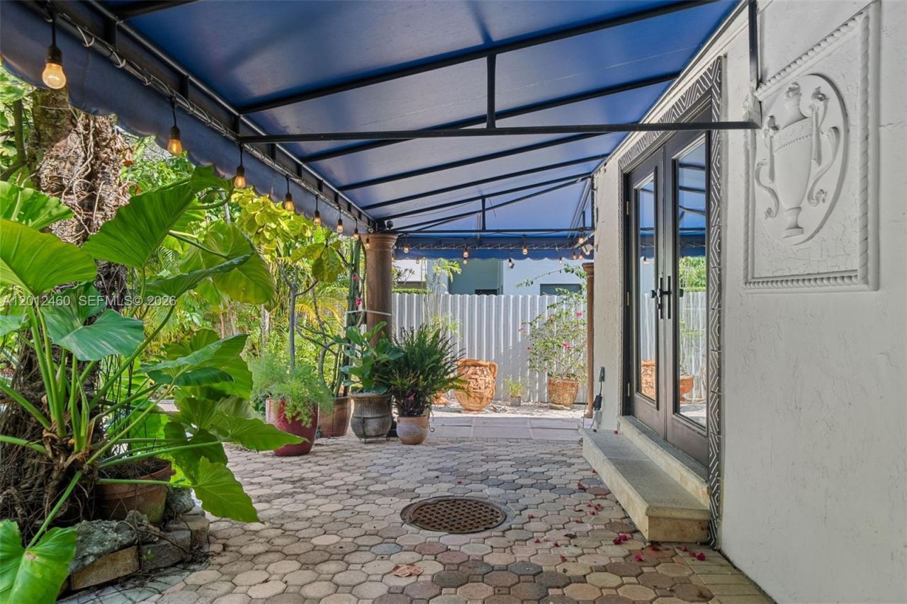 4108 SW 62nd Ave , South Miami, FL 33155 Photo