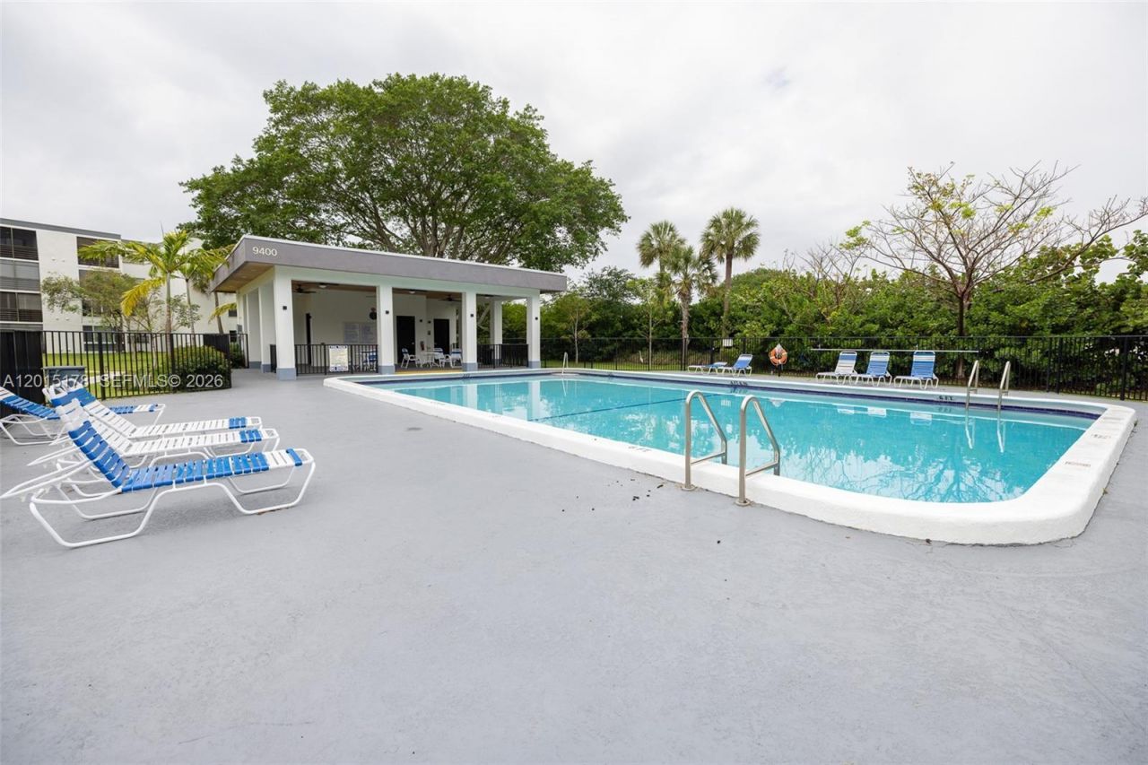 9235 SW 8th St , Unit 403, Boca Raton, FL 33428 Photo